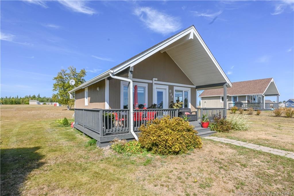 22 Rue De La Baie St, Tracadie, NB