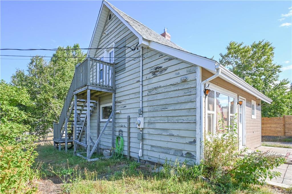 336 Saint-Pierre O. Blvd, Caraquet, NB