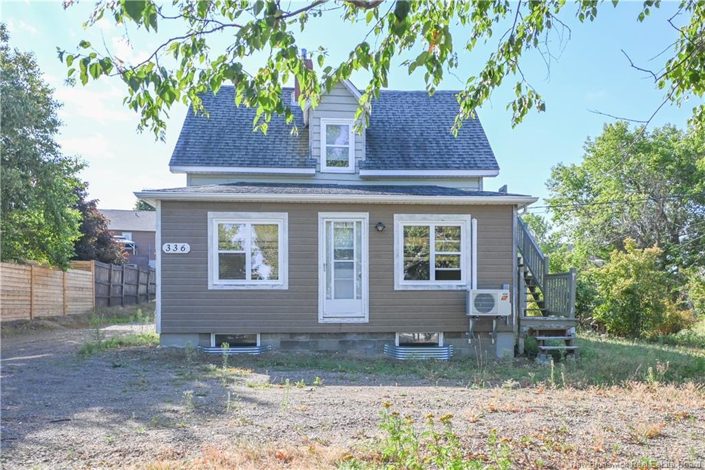 336 Saint-Pierre O. Blvd, Caraquet, NB