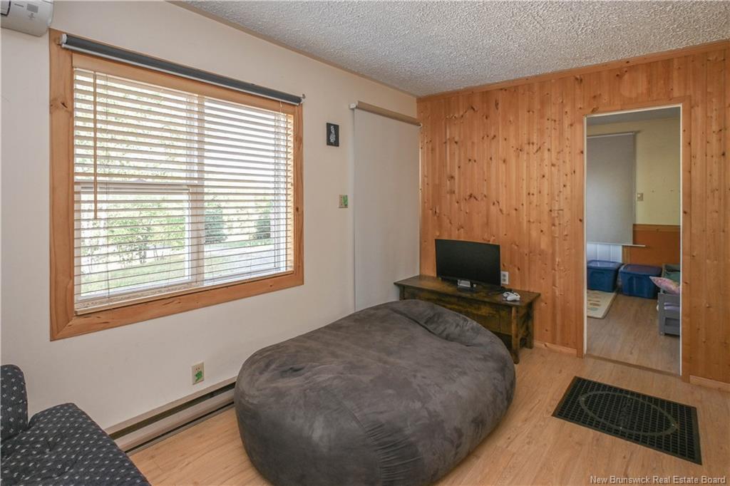 336 Saint-Pierre O. Blvd, Caraquet, NB