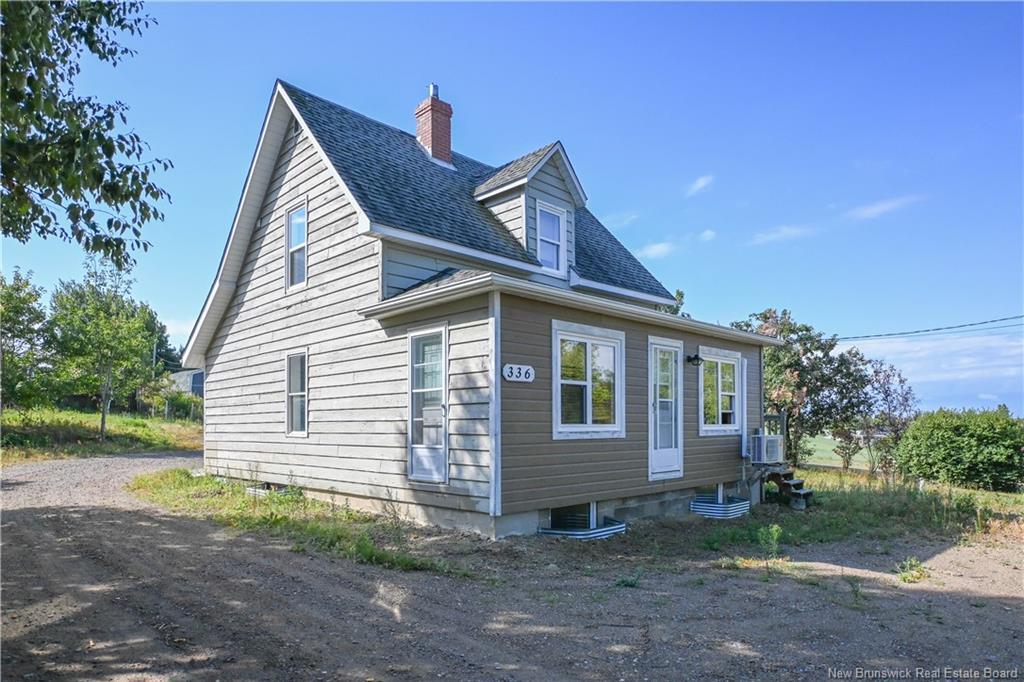 336 Saint-Pierre O. Blvd, Caraquet, NB