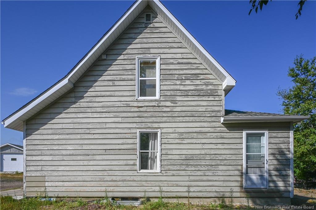 336 Saint-Pierre O. Blvd, Caraquet, NB