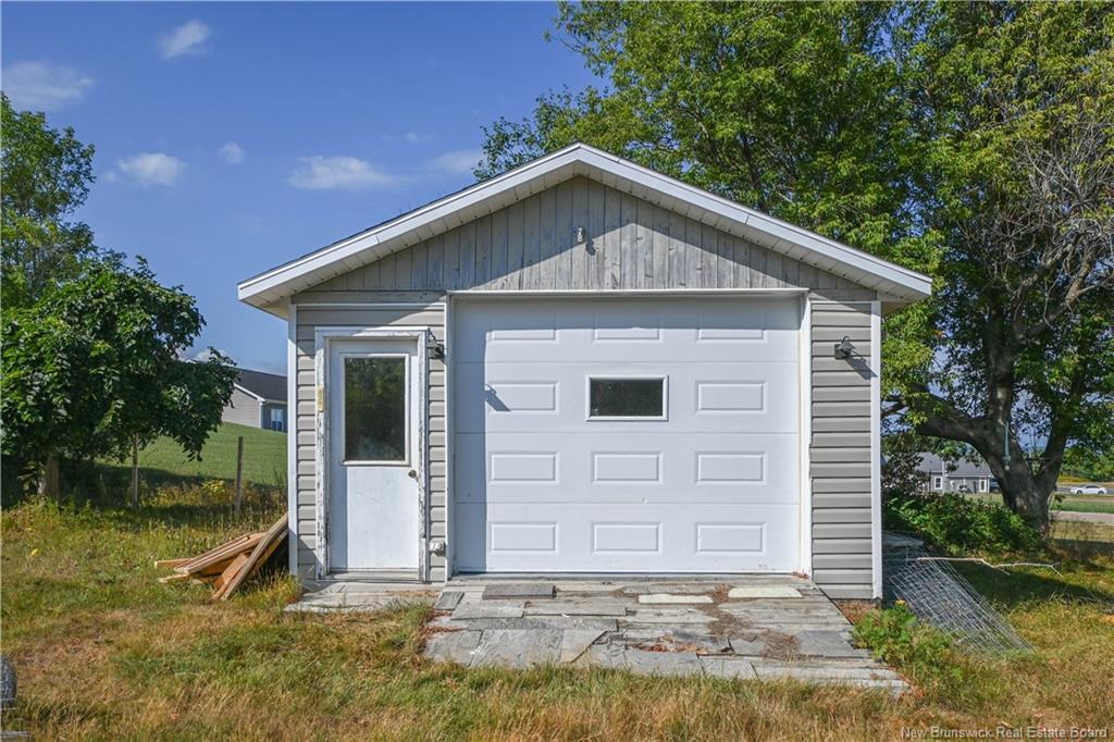 336 Saint-Pierre O. Blvd, Caraquet, NB