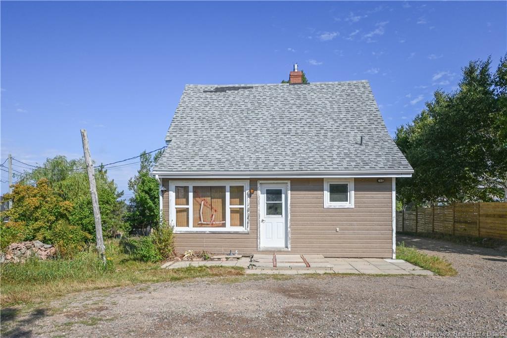 336 Saint-Pierre O. Blvd, Caraquet, NB
