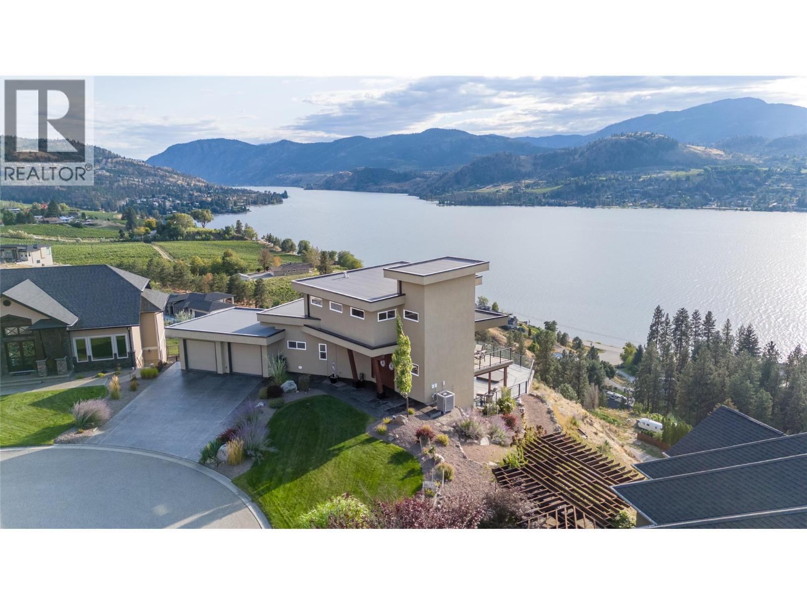 174 Vintage Boulevard, Okanagan Falls, BC - Outdoor With Body Of Water With View