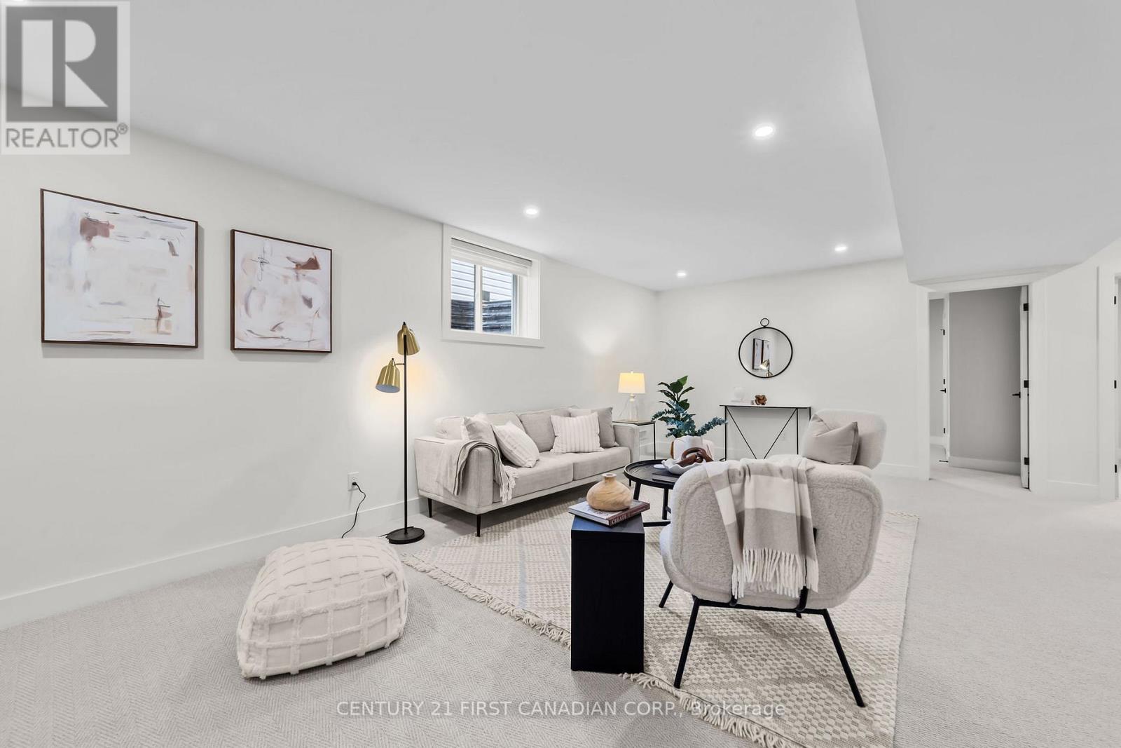 11 Sheldabren Street, North Middlesex (Ailsa Craig), ON - Indoor