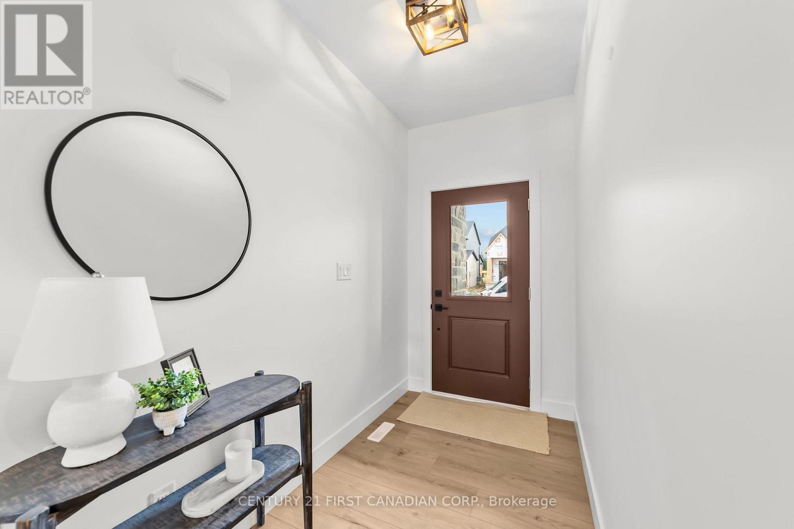 11 Sheldabren Street, North Middlesex (Ailsa Craig), ON - Indoor Photo Showing Other Room