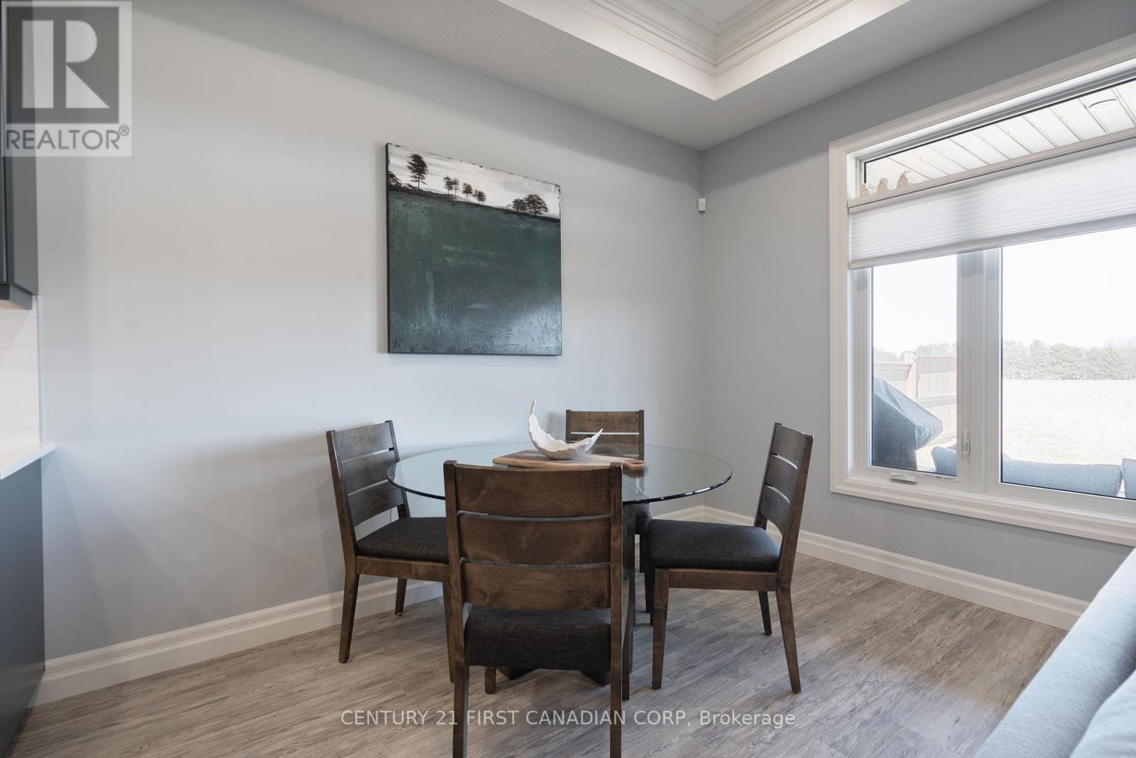 19 - 159 Collins Way, Strathroy-Caradoc (Se), ON - Indoor Photo Showing Dining Room