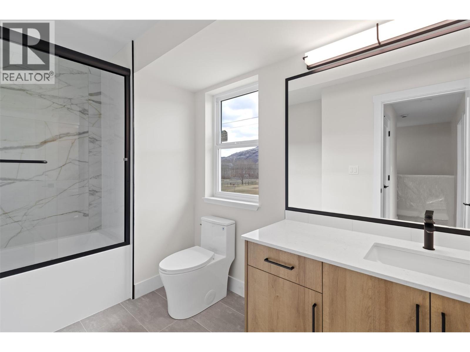 2686 Tranquille Road Unit# 118, Kamloops, BC - Indoor Photo Showing Bathroom