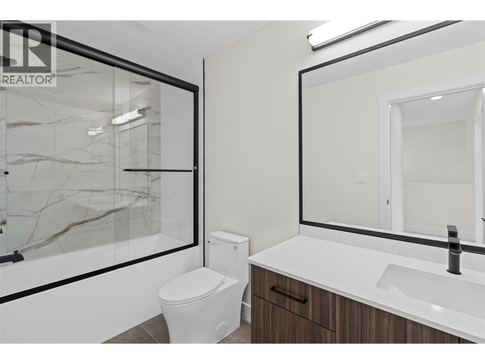 2686 Tranquille Road Unit# 118, Kamloops, BC - Indoor Photo Showing Bathroom