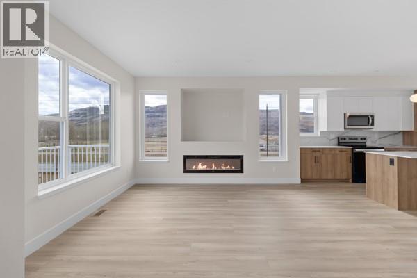 2686 Tranquille Road Unit# 118, Kamloops, BC - Indoor With Fireplace