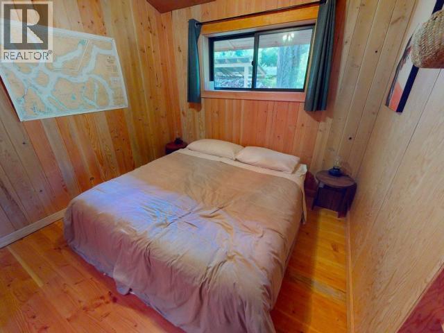 1590/94 Vancouver Blvd, Savary Island, BC - Indoor Photo Showing Bedroom