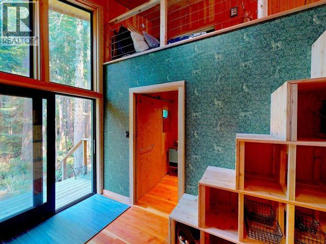 1590/94 Vancouver Blvd, Savary Island, BC - Indoor Photo Showing Other Room