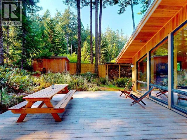 1590/94 Vancouver Blvd, Savary Island, BC - Outdoor With Deck Patio Veranda