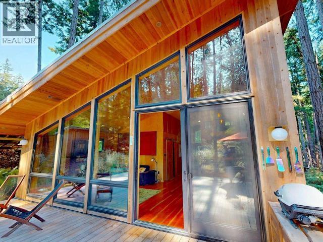 1590/94 Vancouver Blvd, Savary Island, BC - Outdoor With Deck Patio Veranda With Exterior