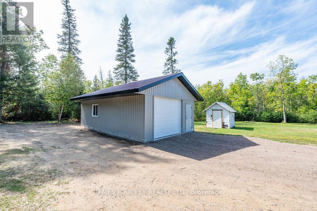 37335 Highway 17 Highway, Laurentian Hills, ON - Outdoor