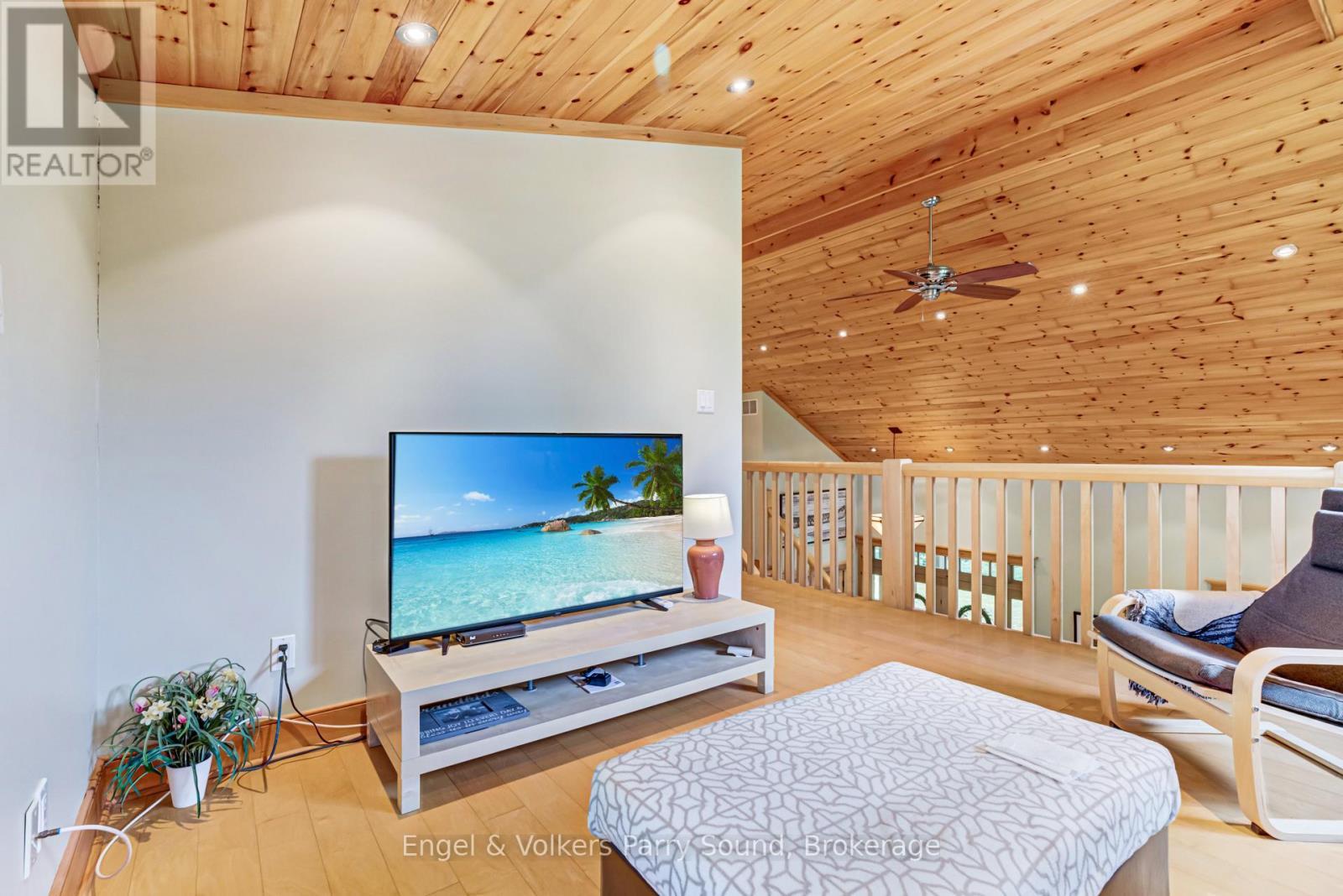 35 Shakell Road, Whitestone (Dunchurch), ON - Indoor