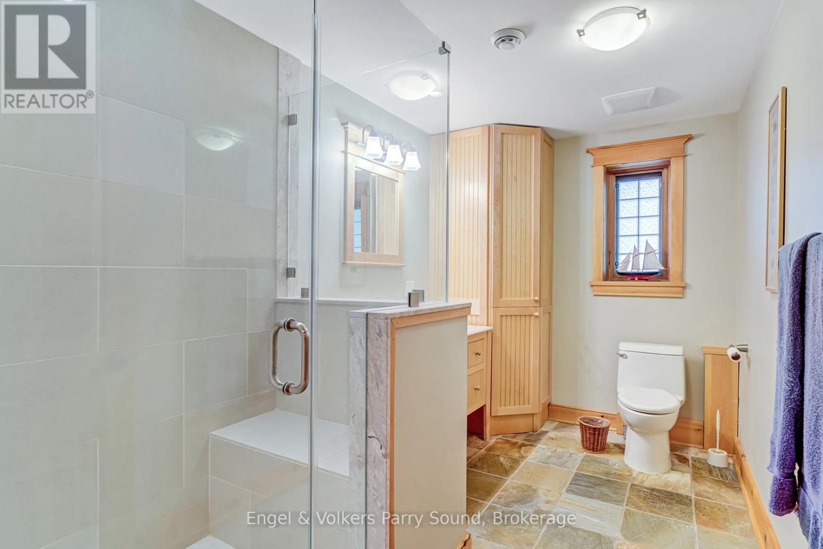 35 Shakell Road, Whitestone (Dunchurch), ON - Indoor Photo Showing Bathroom