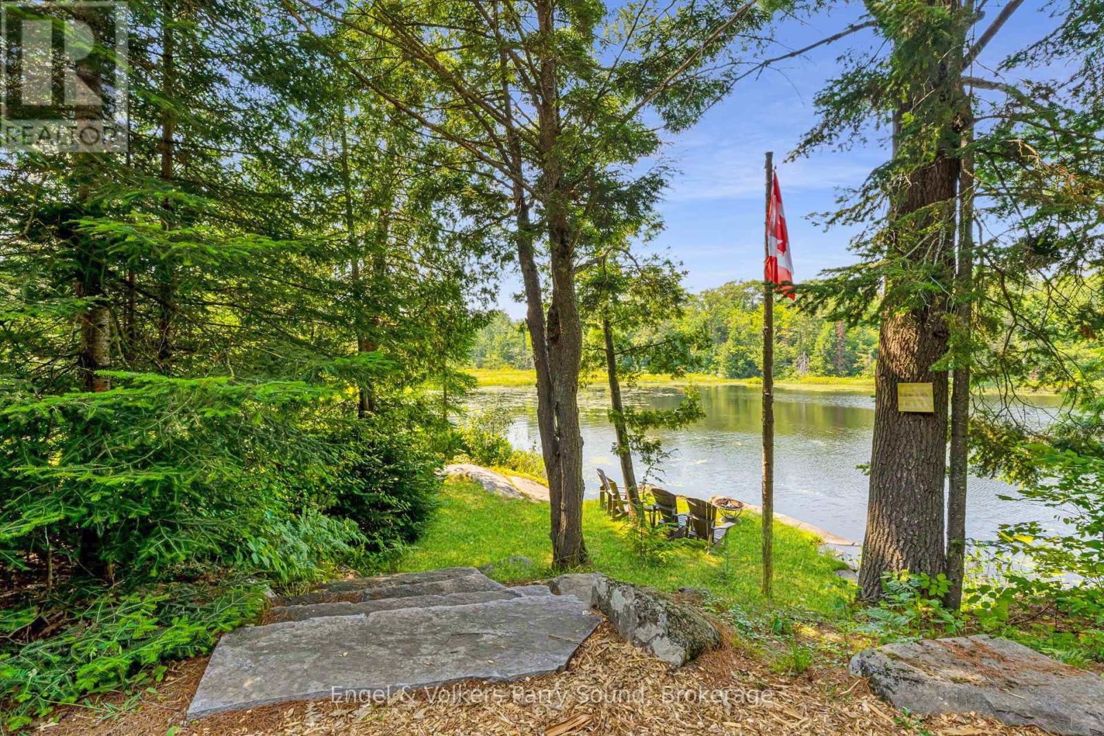35 Shakell Road, Whitestone (Dunchurch), ON - Outdoor With Body Of Water