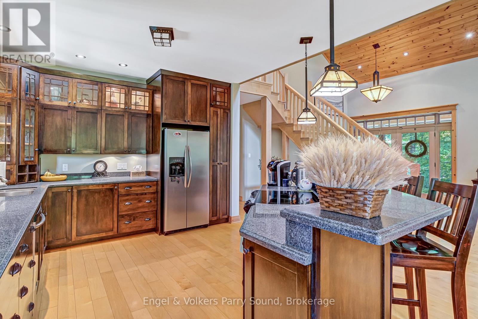 35 Shakell Road, Whitestone (Dunchurch), ON - Indoor Photo Showing Kitchen