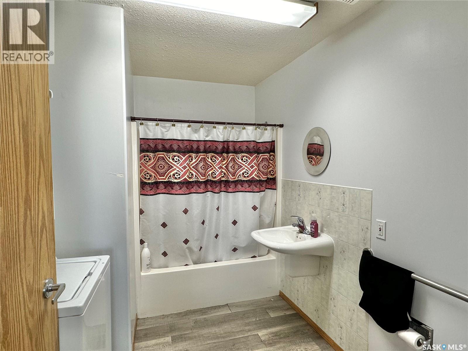 221 Highway Avenue W, Debden, SK