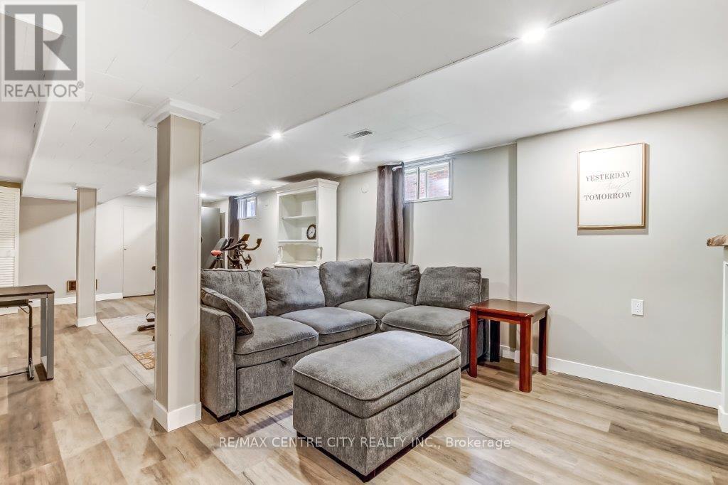 26 Brock Street, St. Thomas, ON - Indoor