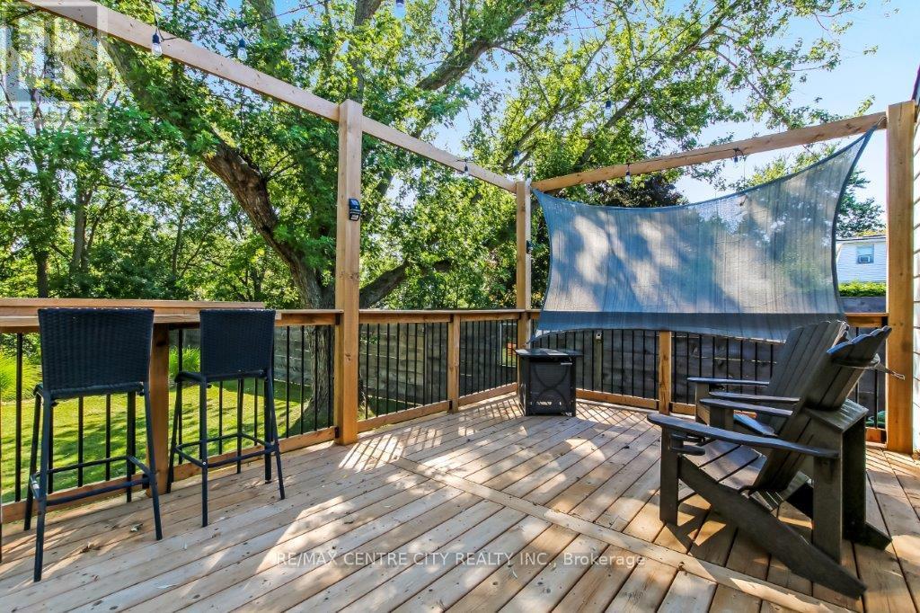 26 Brock Street, St. Thomas, ON - Outdoor With Deck Patio Veranda With Exterior