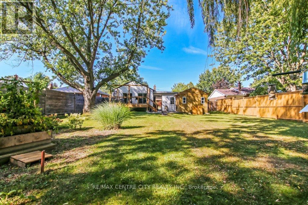 26 Brock Street, St. Thomas, ON - Outdoor