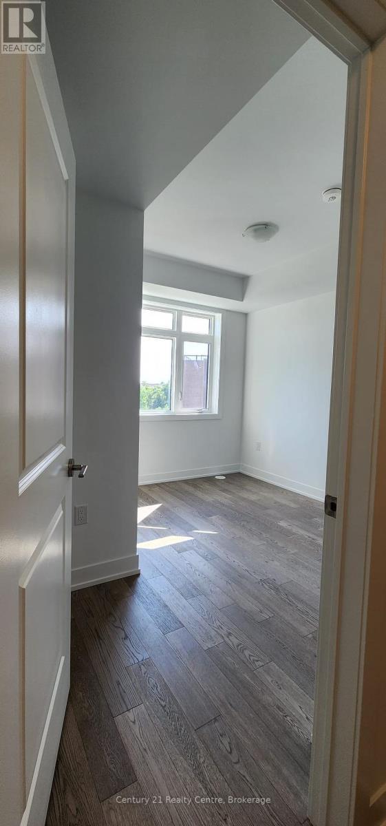 206 - 1115 Douglas Mccurdy Common E, Mississauga, ON - Indoor Photo Showing Other Room