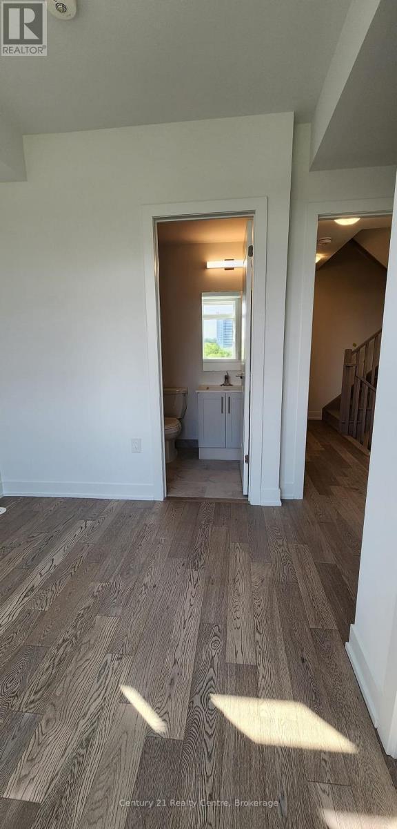 206 - 1115 Douglas Mccurdy Common E, Mississauga, ON - Indoor Photo Showing Other Room