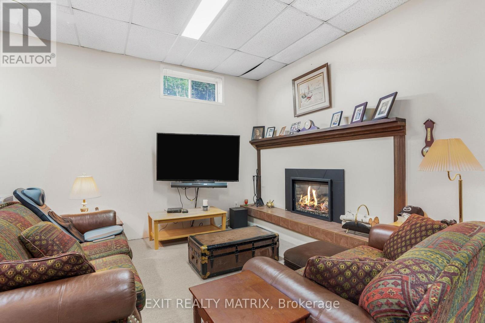 112 Eliza Street, Champlain, ON - Indoor With Fireplace