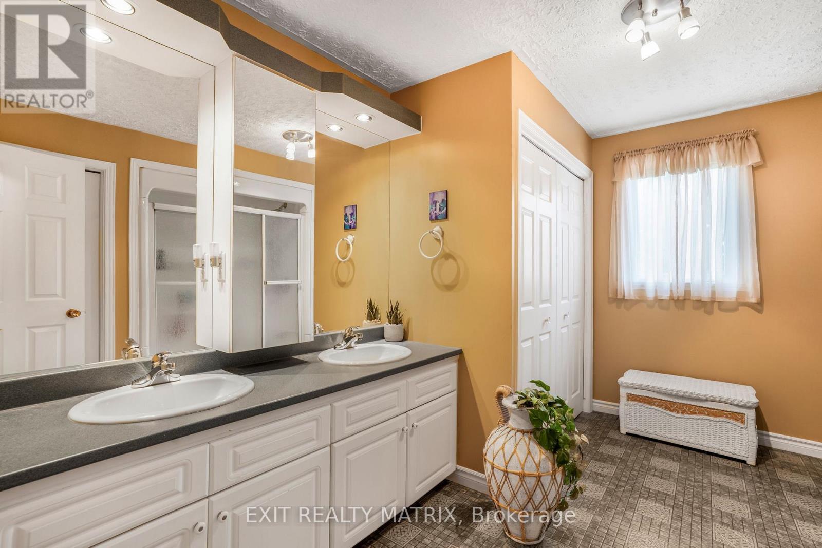 112 Eliza Street, Champlain, ON - Indoor Photo Showing Bathroom