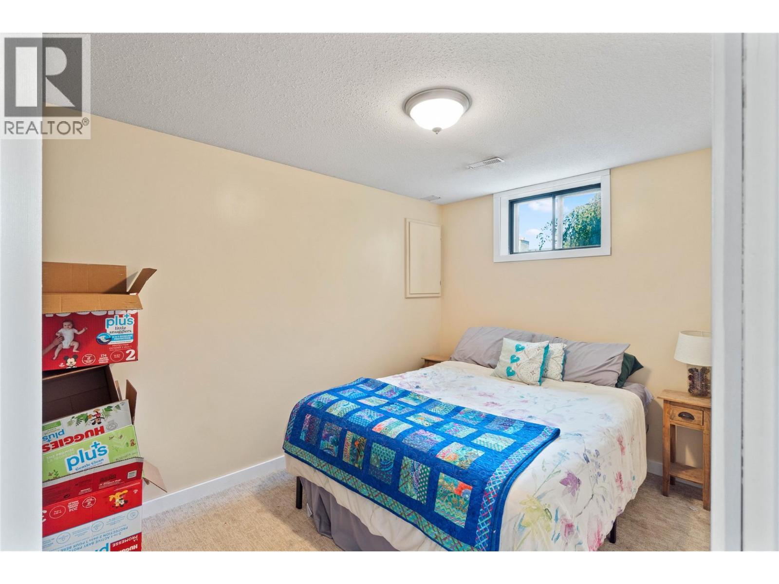 254 Alder Drive, Logan Lake, BC - Indoor Photo Showing Bedroom