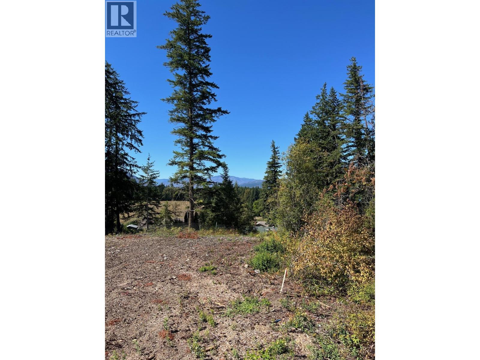 2221 Lakeview Drive, Blind Bay, BC