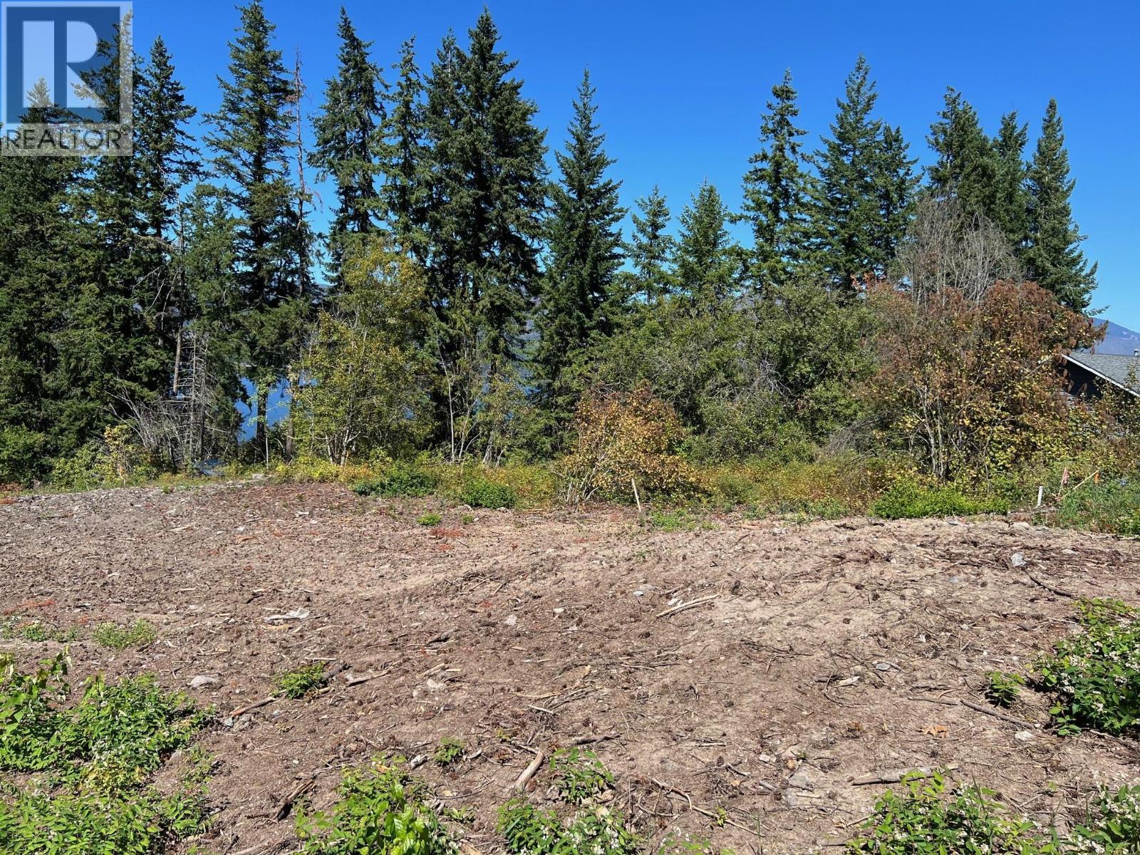 2221 Lakeview Drive, Blind Bay, BC