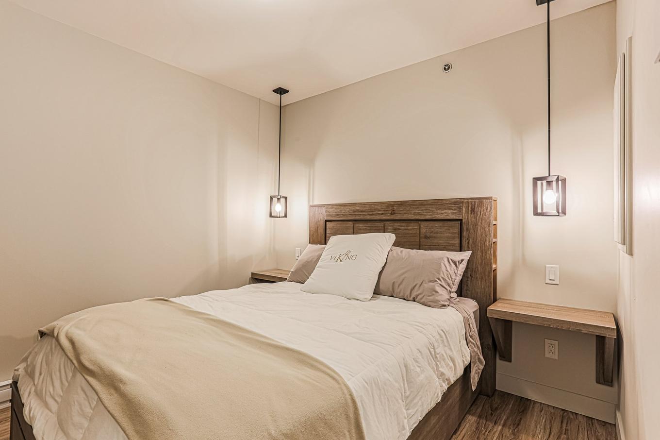 Chambre à coucher - 312-50 Ch. Masson, Sainte-Marguerite-Du-Lac-Masson, QC - Indoor Photo Showing Bedroom