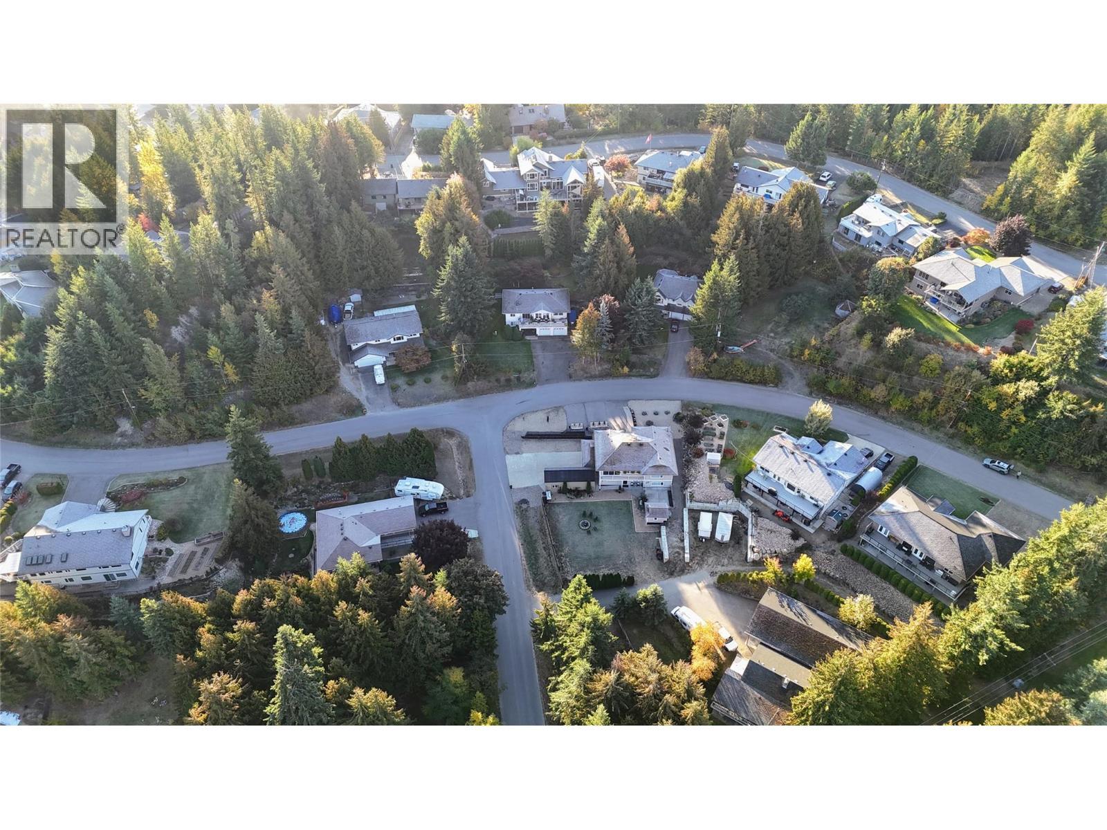 2449 Waverly Place, Blind Bay, BC - Outdoor With View