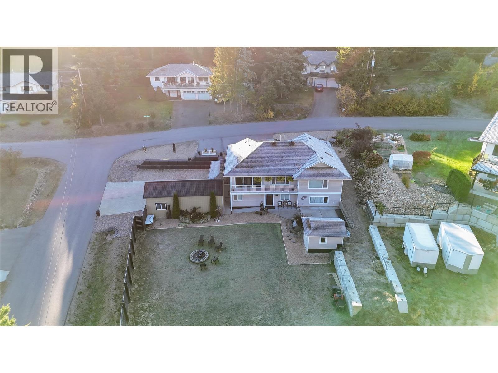 2449 Waverly Place, Blind Bay, BC - Outdoor With View