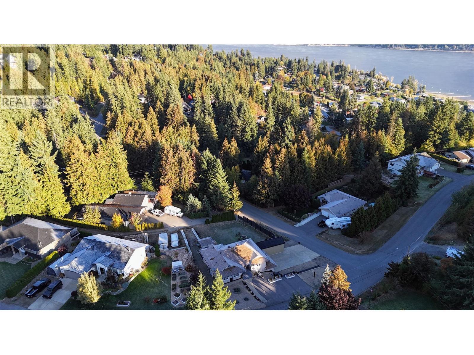 2449 Waverly Place, Blind Bay, BC - Outdoor With View