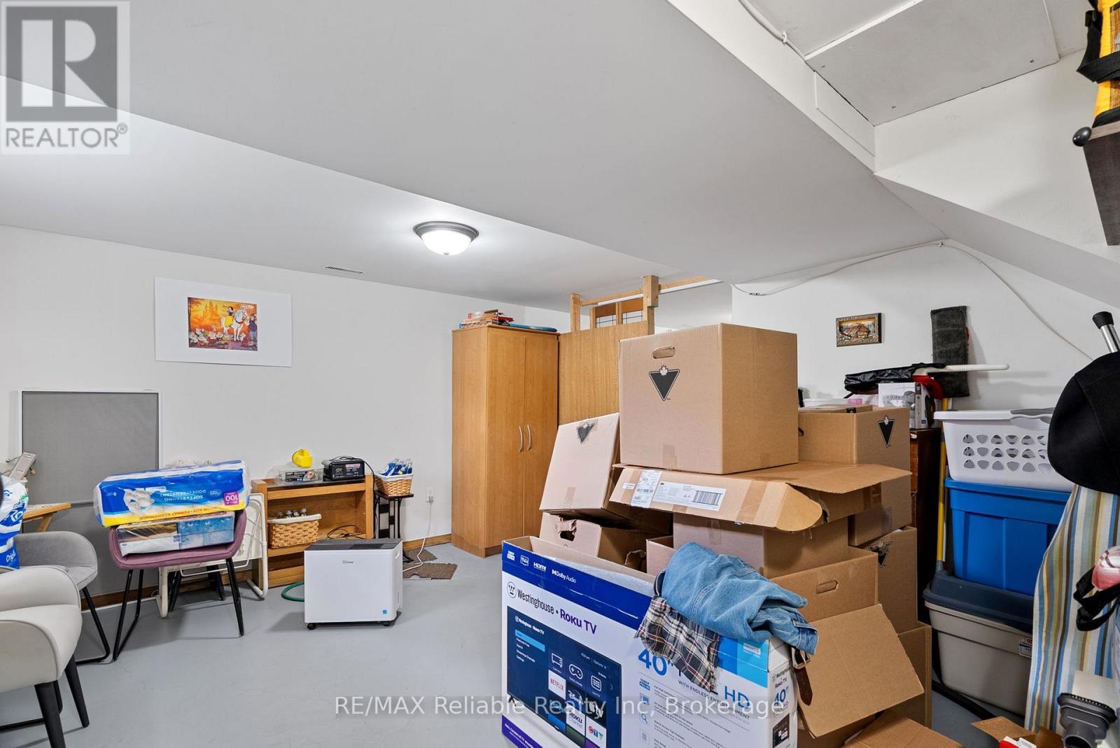 125 North Street S, Central Huron (Clinton), ON - Indoor