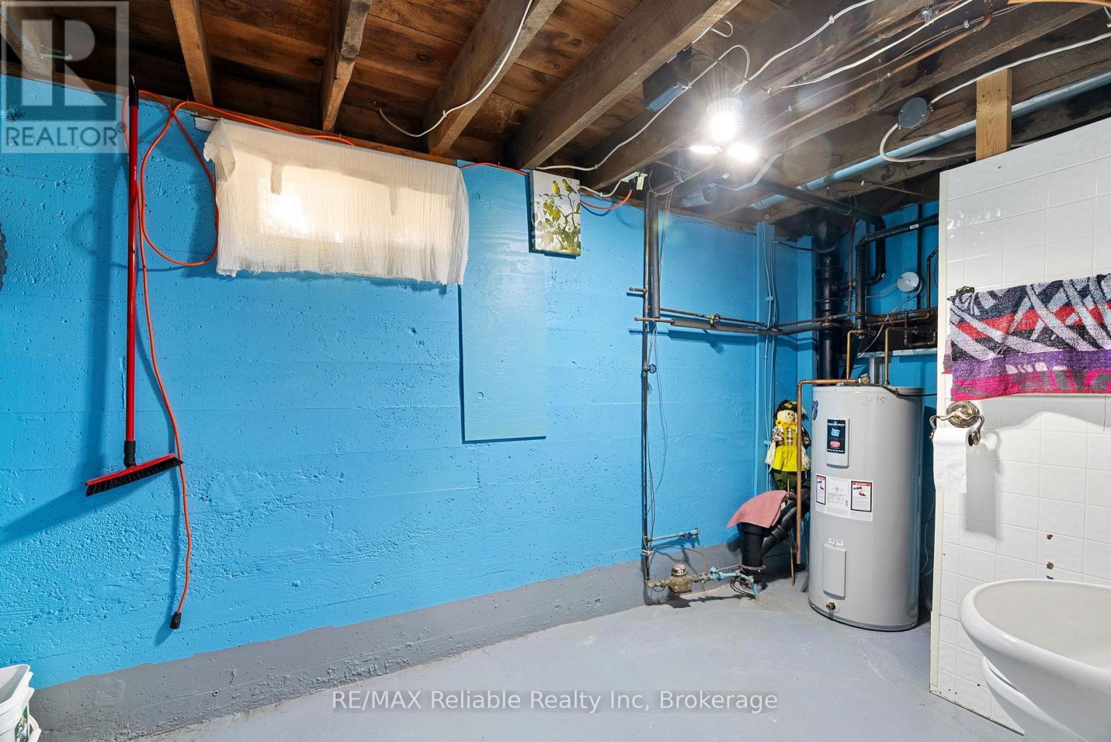 125 North Street S, Central Huron (Clinton), ON - Indoor Photo Showing Basement