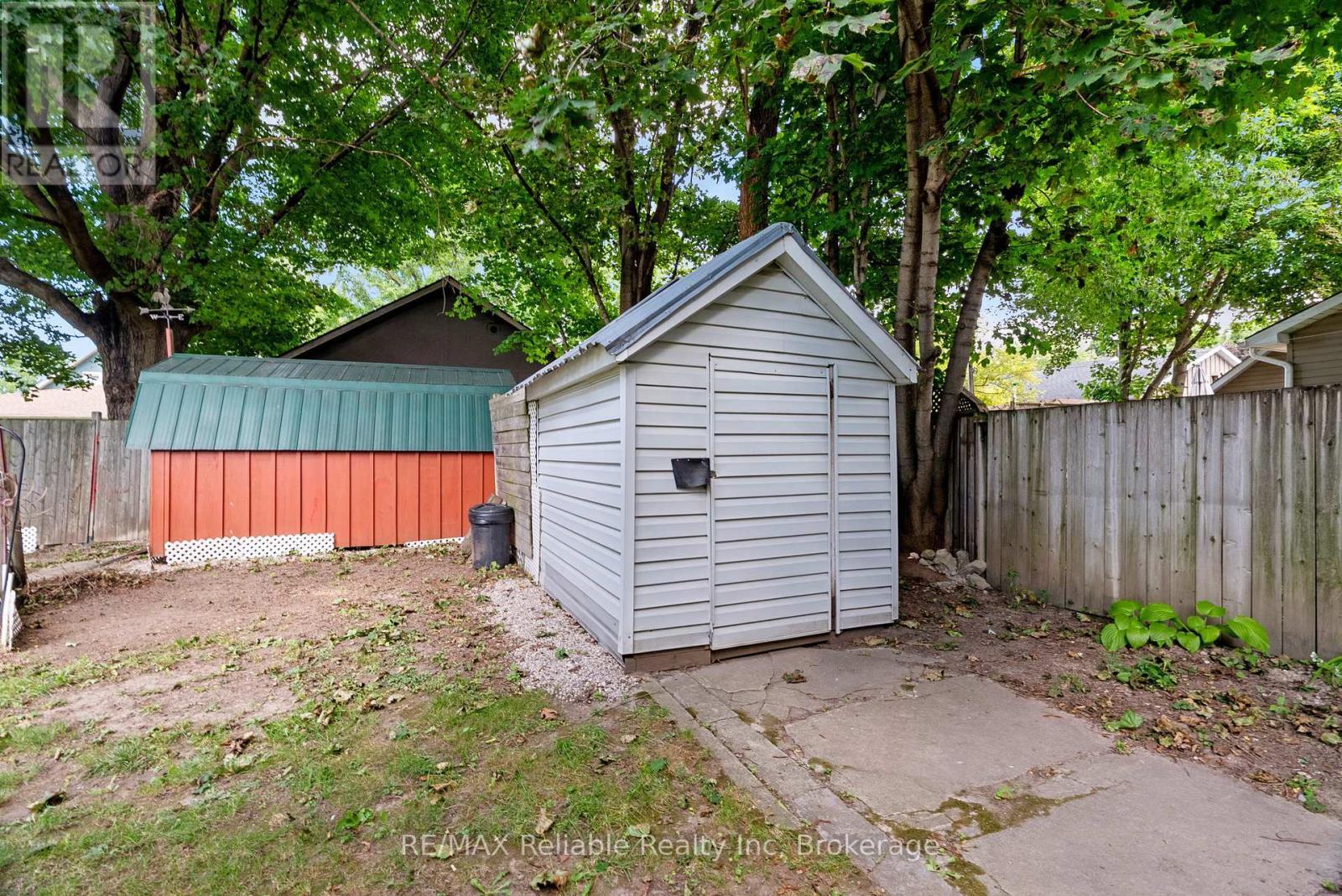 125 North Street S, Central Huron (Clinton), ON - Outdoor