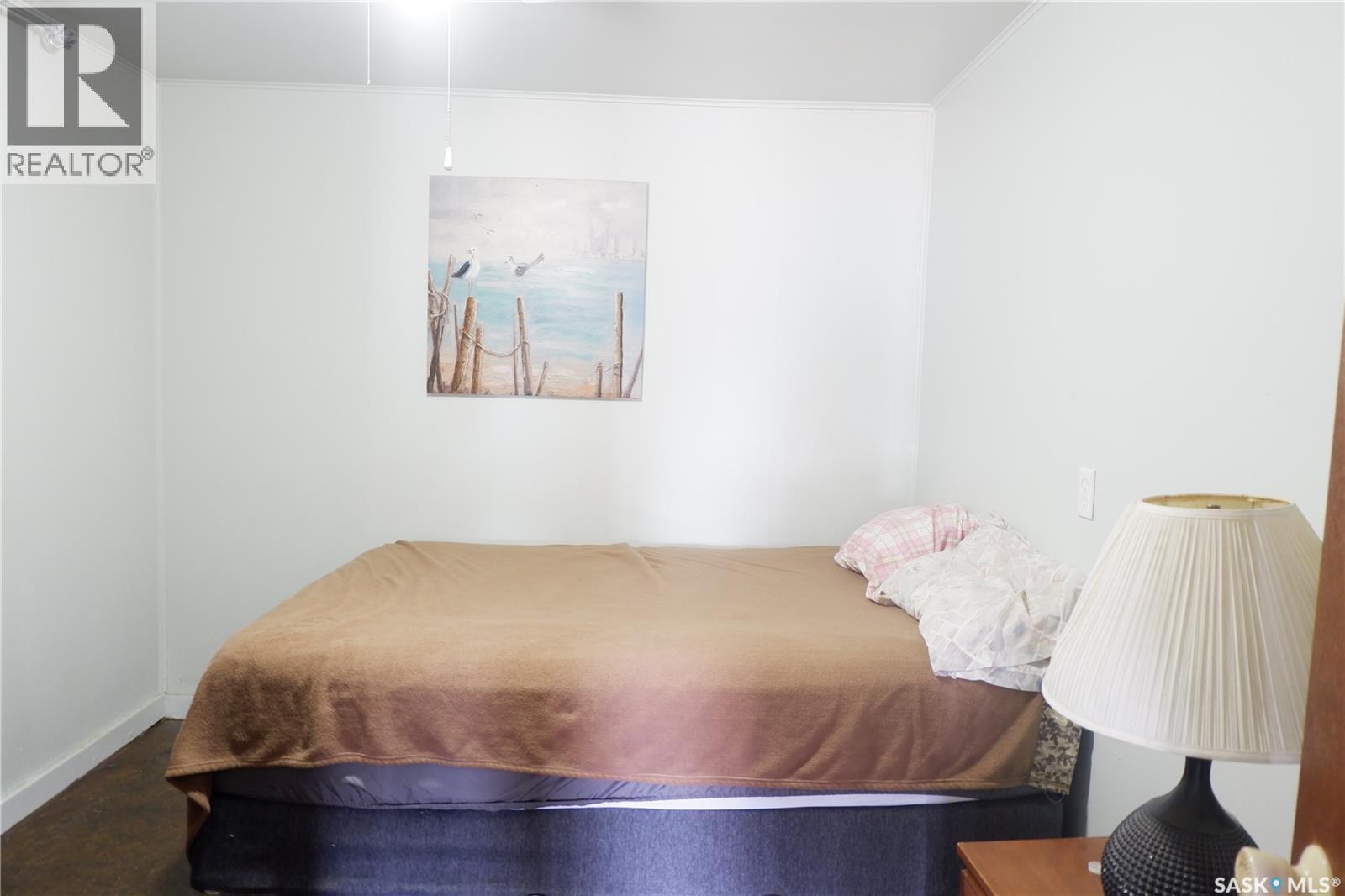11 B Avenue, Willow Bunch, SK - Indoor Photo Showing Bedroom