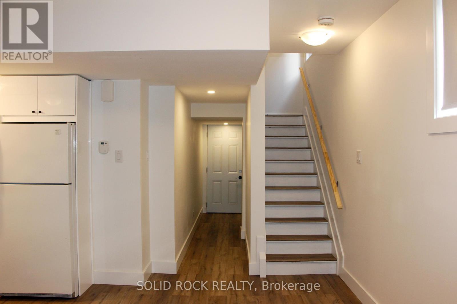 846 Alpine Avenue, Ottawa, ON - Indoor Photo Showing Other Room