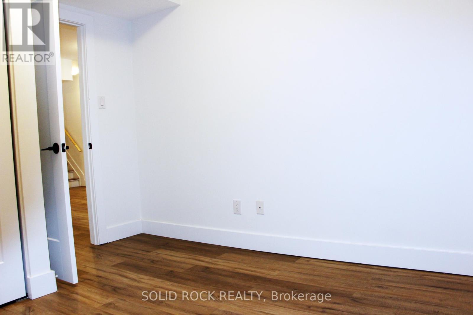 846 Alpine Avenue, Ottawa, ON - Indoor Photo Showing Other Room