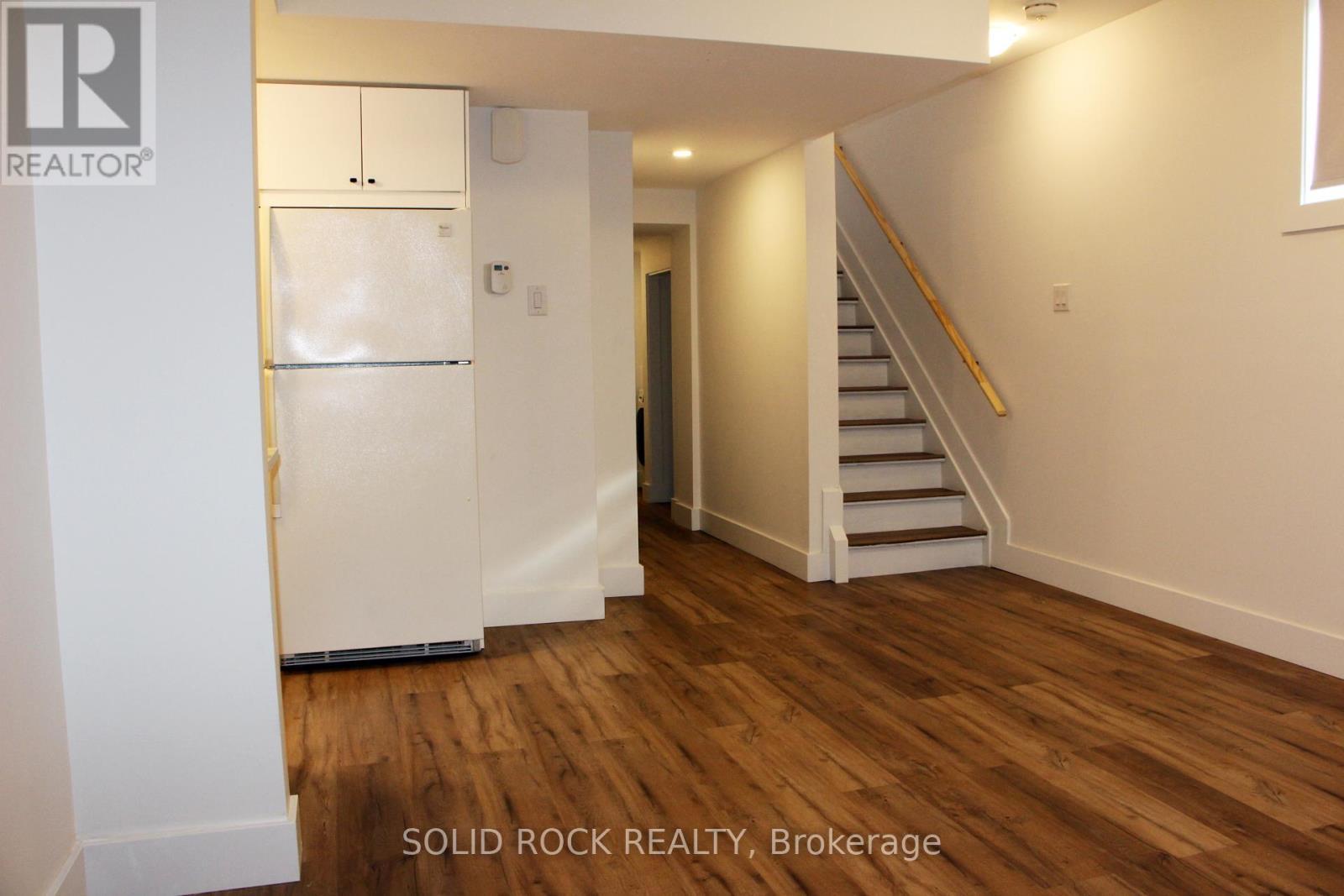 846 Alpine Avenue, Ottawa, ON - Indoor Photo Showing Other Room