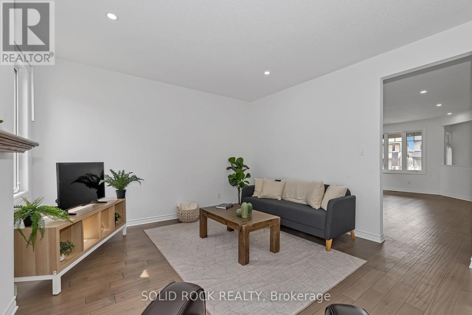 149 Minikan Street, Ottawa, ON - Indoor