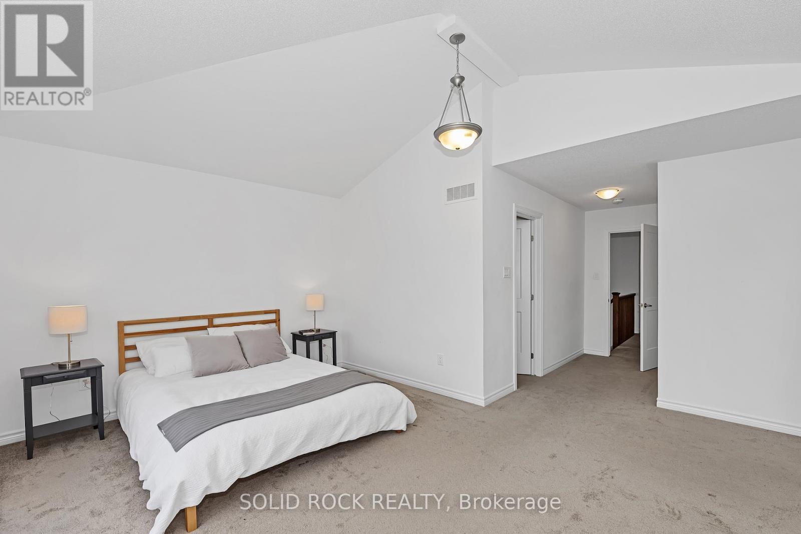 149 Minikan Street, Ottawa, ON - Indoor Photo Showing Bedroom