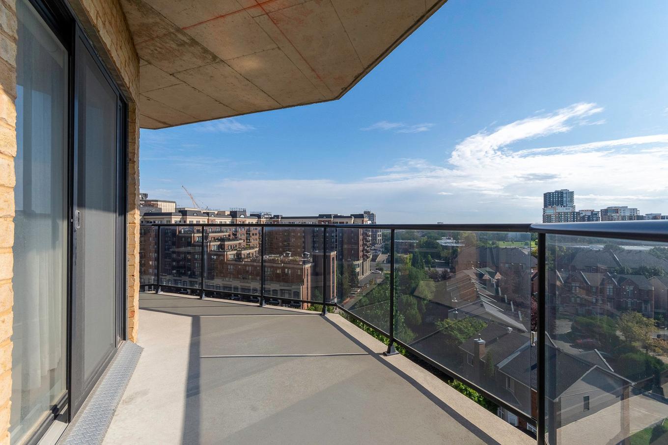 Balcon - 901-3330 Boul. Le Carrefour, Laval (Chomedey), QC - Outdoor With View