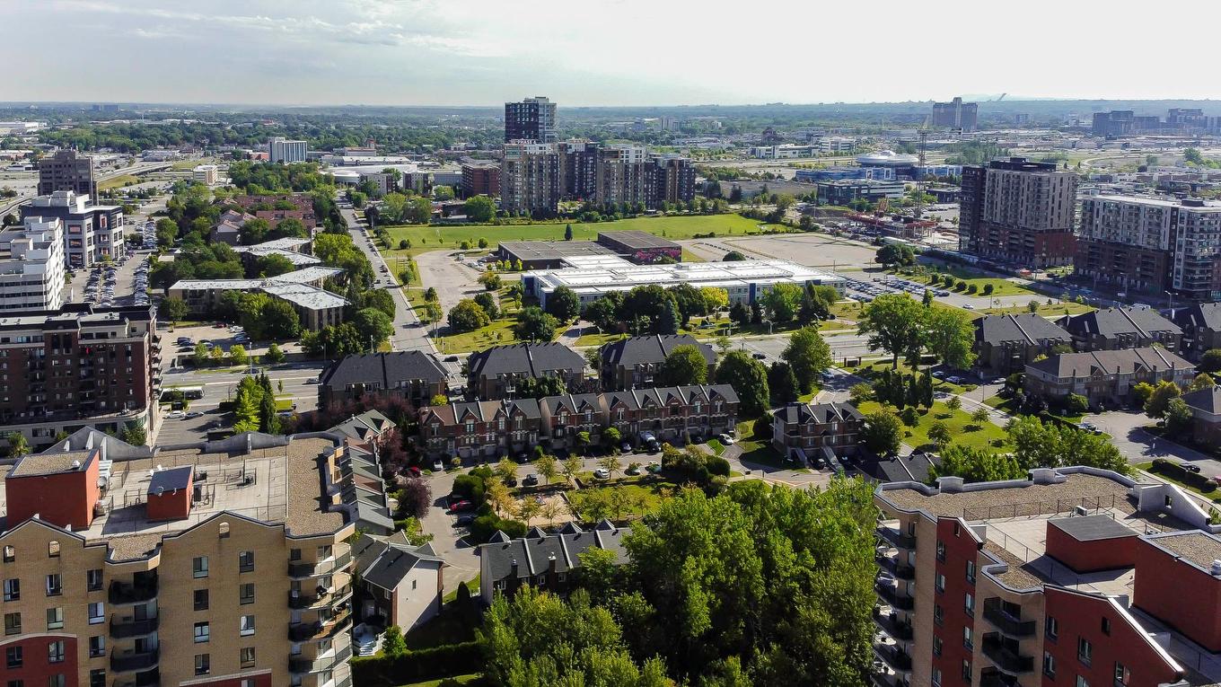 Vue d'ensemble - 901-3330 Boul. Le Carrefour, Laval (Chomedey), QC - Outdoor With View